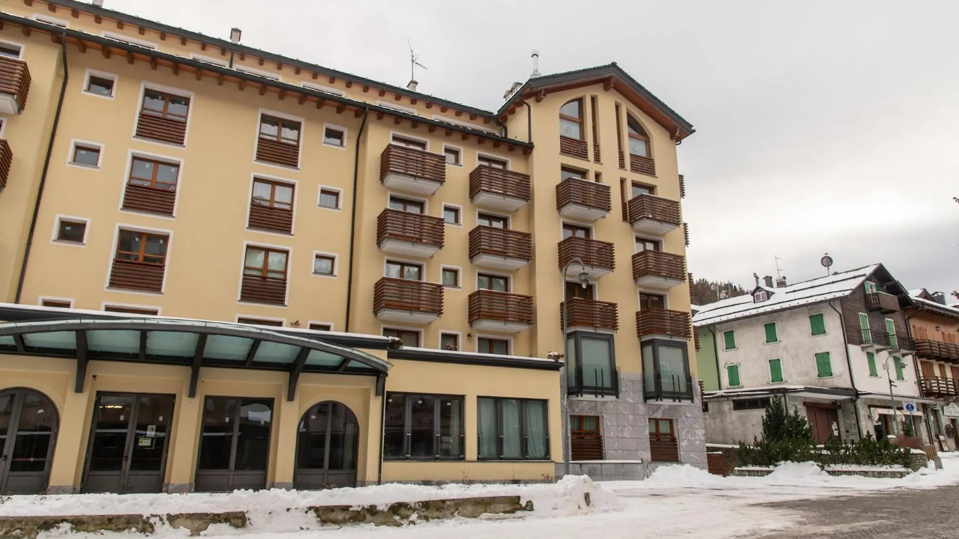 Monolocale In Centro A Madesimo Apartment